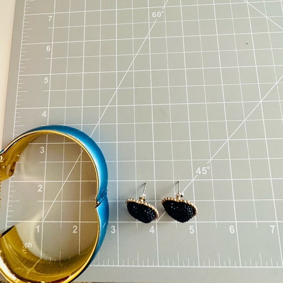 Vintage Blue Bracelet & 💙 Druzy Earrings - Picture 8 of 13